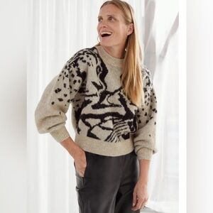 & Other Stories Beige and Black Graphic Sweater